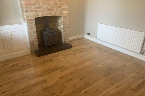 2 bedroom terraced house to rent, Glebe Close, Wigston, LE18