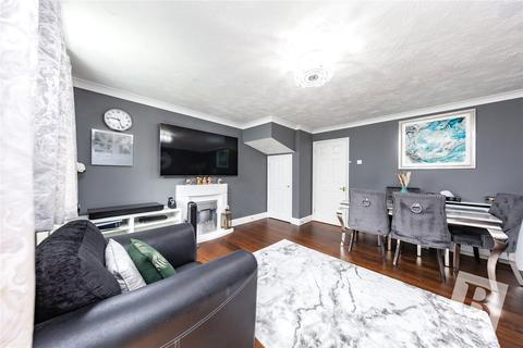 38 Sweet Briar Drive, Laindon, Basildon, SS15 4HA