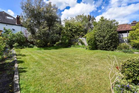 34 Traps Lane, New Malden, KT3 4SA