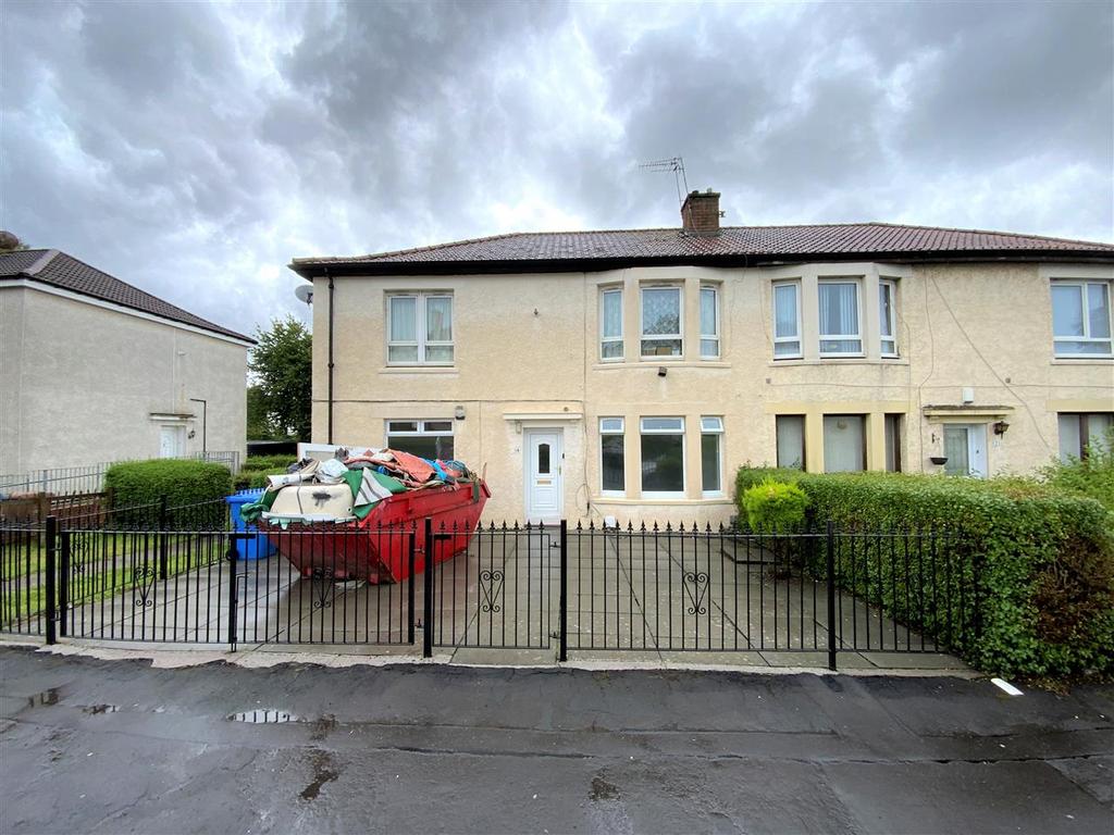 Loretto Street, Carntyne, Glasgow 2 bed apartment £695 pcm (£160 pw)