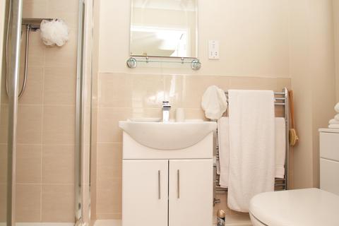 75 Clos Brenin, Brynsadler, Pontyclun, CF72 9GA