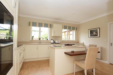 75 Clos Brenin, Brynsadler, Pontyclun, CF72 9GA