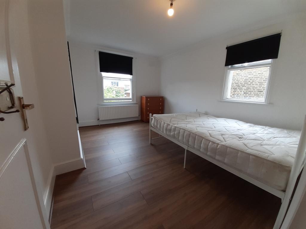 Digby Crescent, Finsbury Park, Manor House, Highbury, N4 2 bed flat £