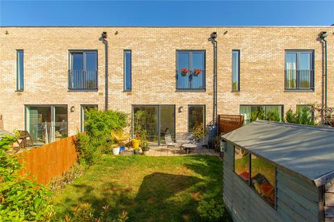 16 Lapwing Avenue, Trumpington, Cambridge, CB2 9AN