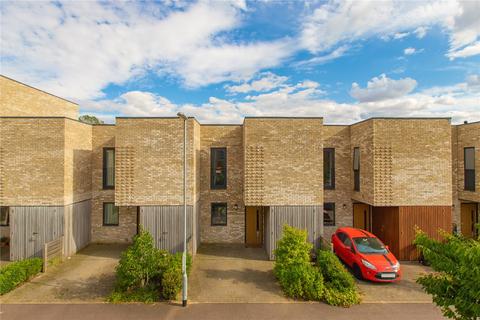 16 Lapwing Avenue, Trumpington, Cambridge, CB2 9AN