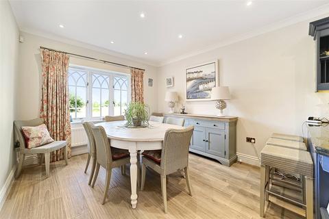 5 bedroom detached house for sale - Sidney Place, Springfield, Chelmsford, CM1