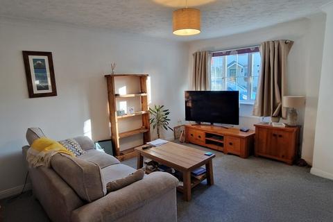 3 bedroom terraced house to rent, Knights Mead, Chudleigh-Knighton