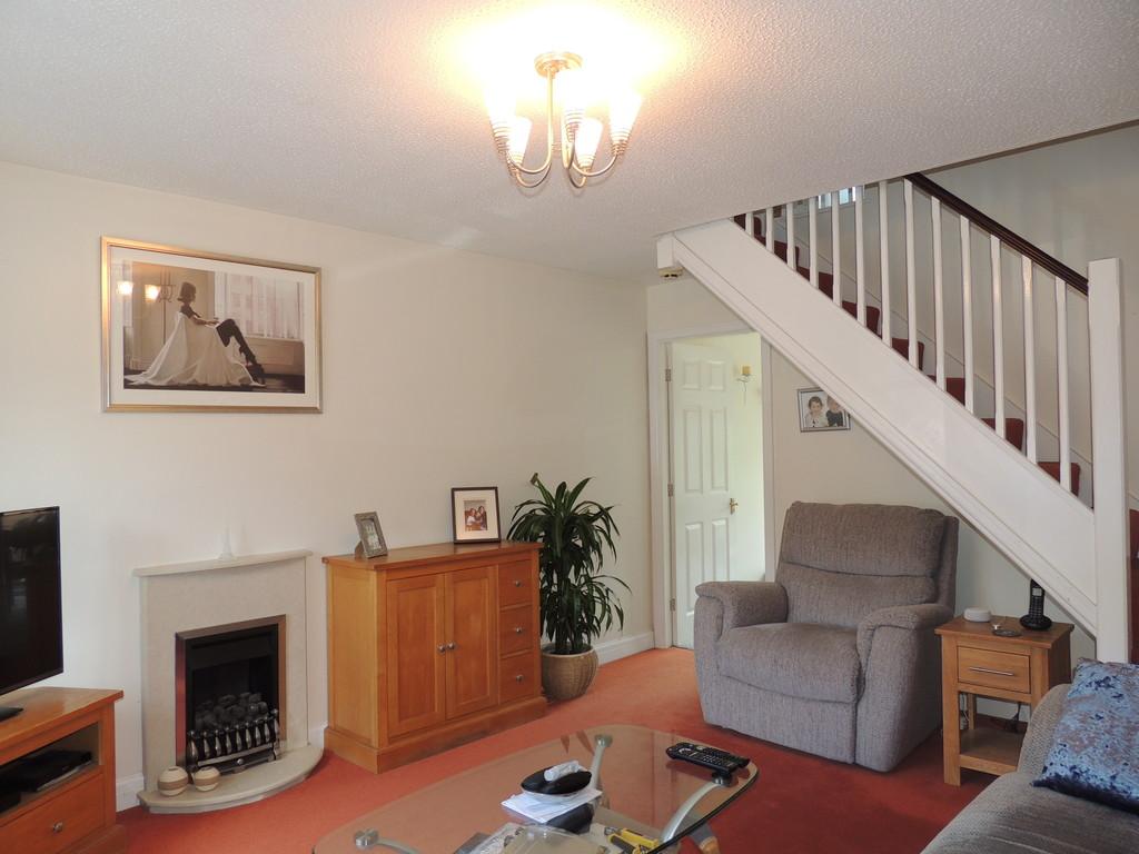 Beechfield Drive, Middlewich 2 bed semidetached house £165,000