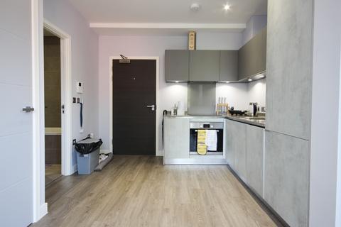 2 bedroom apartment to rent, Abbey House