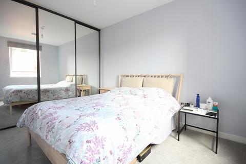 2 bedroom apartment to rent, Abbey House