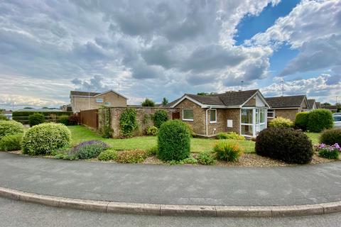 43 Ellesmere Crescent, Brackley, NN13 6BP