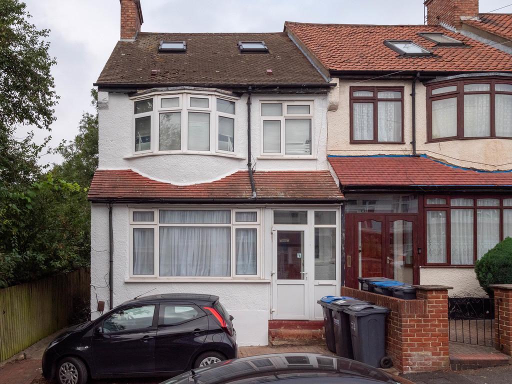 Parry Road South Norwood SE25 6RJ 4 bed end of terrace house £500,000
