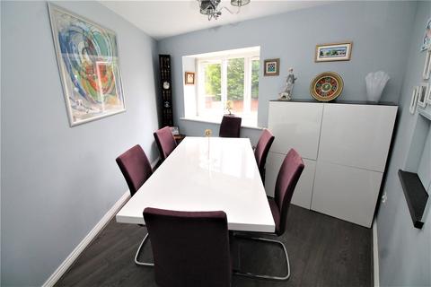 2 bedroom apartment for sale - Cunningham Close, Chadwell Heath, RM6