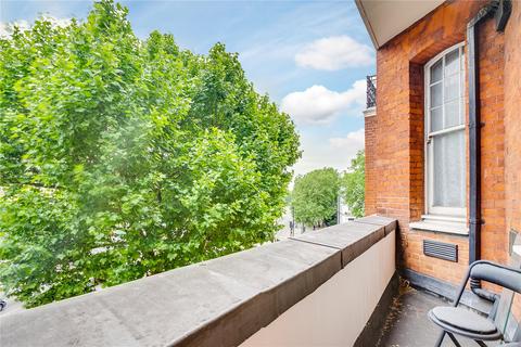 undefined, Cromwell Road, Earls Court, London