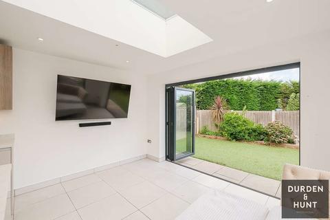 2b Beams Way, Billericay, CM11 2NL
