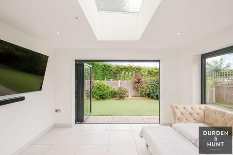 2b Beams Way, Billericay, CM11 2NL