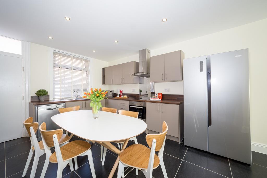 House in Leeds - View 3