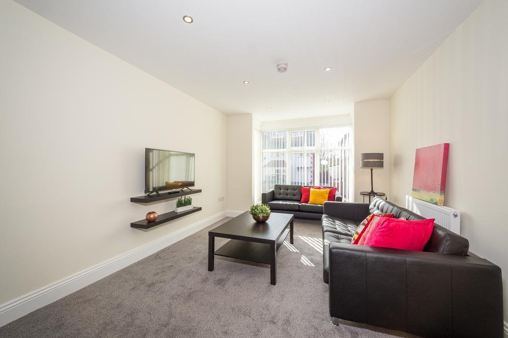 House in Leeds - View 4