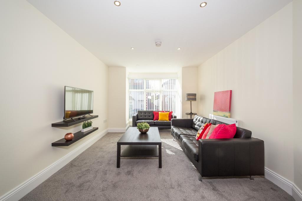 House in Leeds - View 5