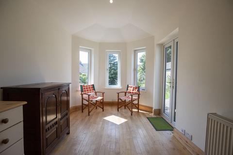 3 Jackson Meadows, Barkisland, Halifax, HX4 0DD