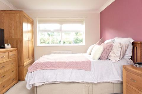 15 Welton Close, Sutton Coldfield, B76 2RG