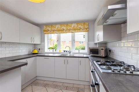7 Bernadine Close, Warfield, Bracknell, RG42 3DU