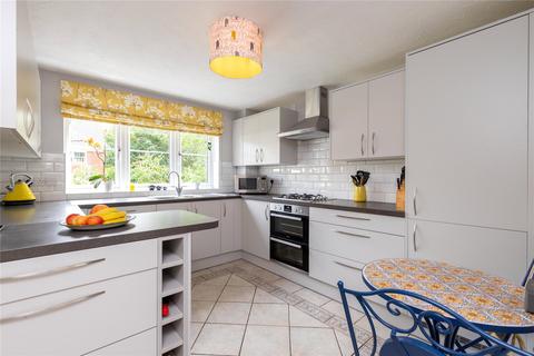7 Bernadine Close, Warfield, Bracknell, RG42 3DU