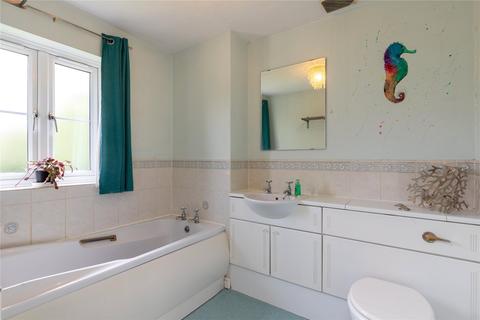 7 Bernadine Close, Warfield, Bracknell, RG42 3DU