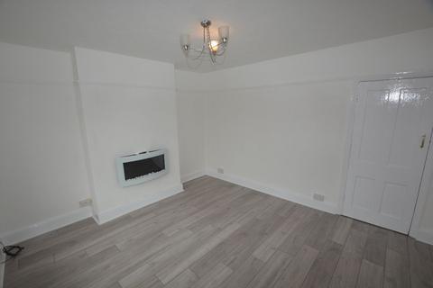 2 bedroom semi-detached house to rent, Anston Avenue, Worksop