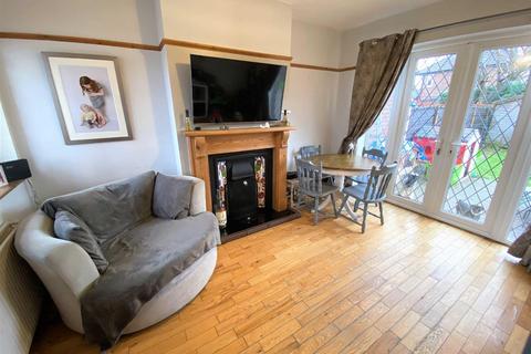 4 Dronfield Road, Manchester, M22 4AW