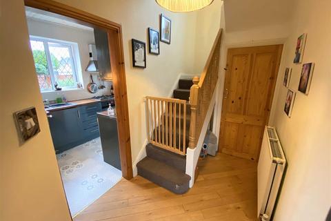 4 Dronfield Road, Manchester, M22 4AW