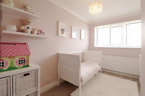 22 The Vyne, Bexleyheath, DA7 6DZ