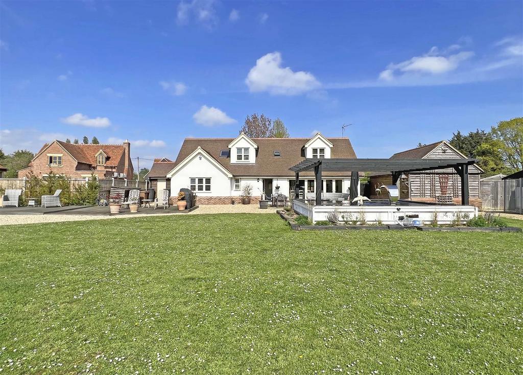 Property Rear b.jpg