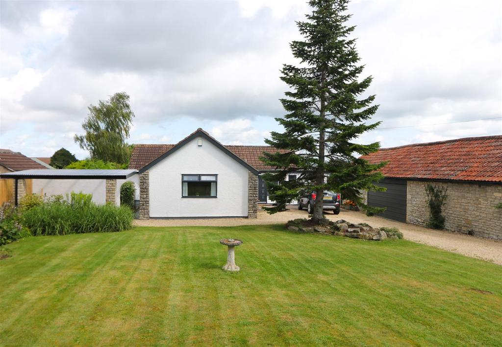 Manor Road, Saltford, Bristol 4 bed detached bungalow £725,000