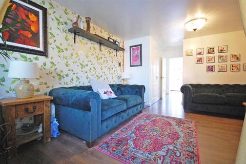 10 Coopers Crescent, Great Notley, Braintree, CM77 7DG