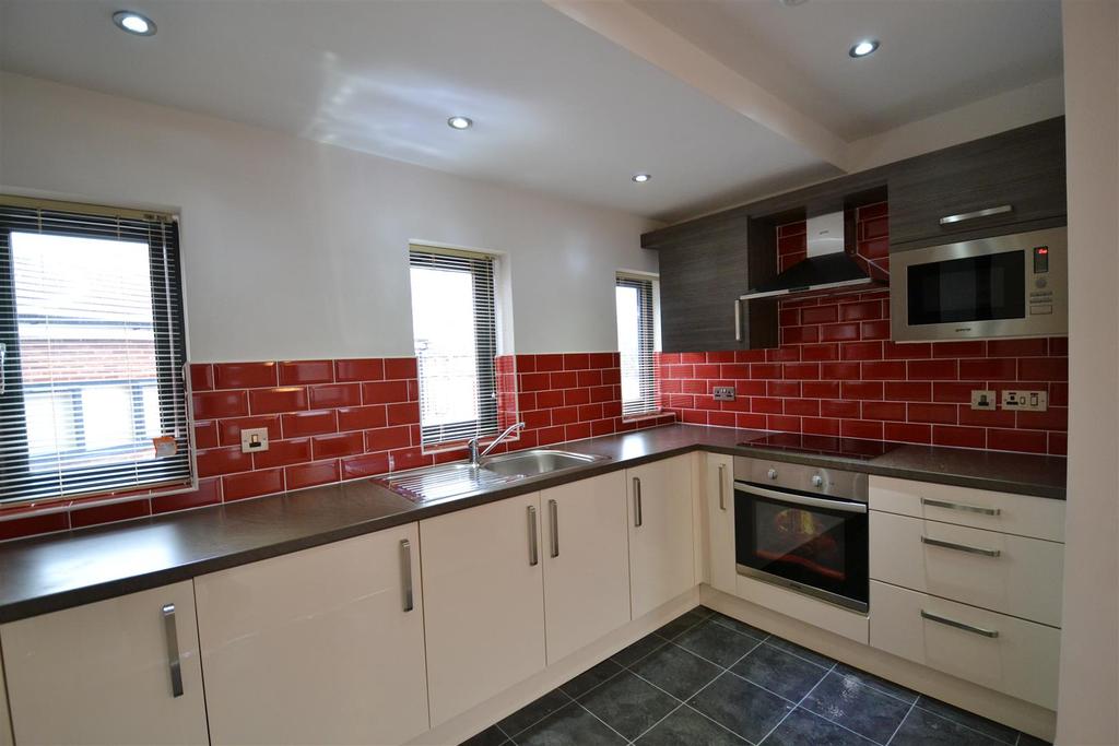 Kitchen 1