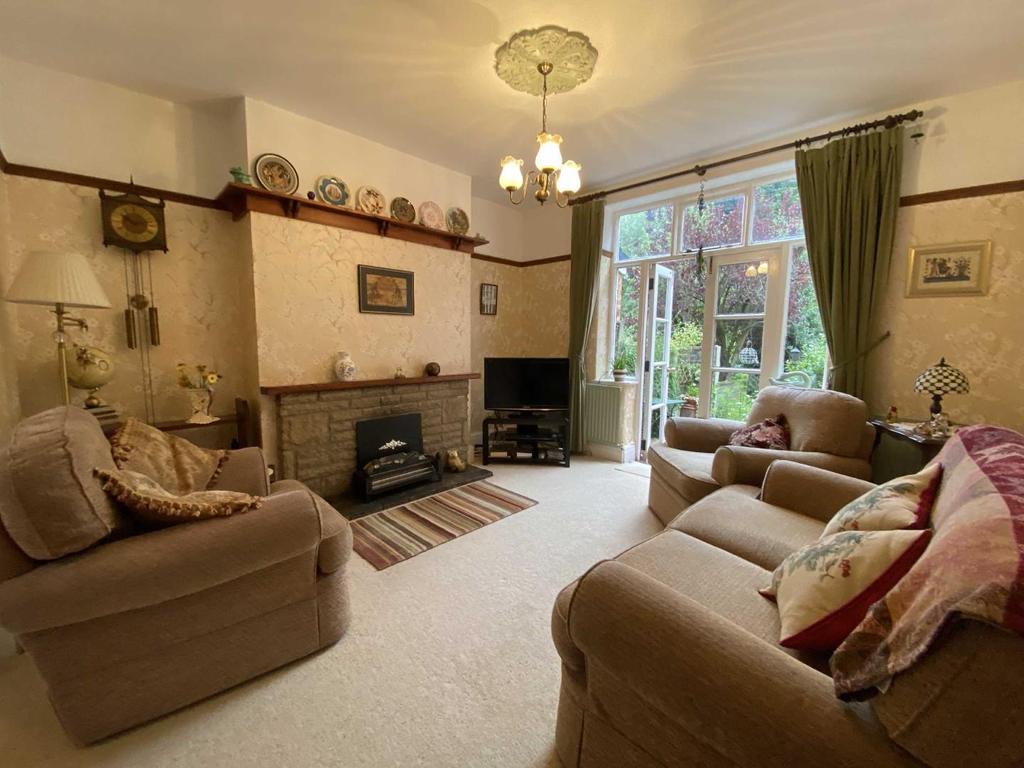 Belwood Road, Chorlton 3 bed semidetached house £525,000