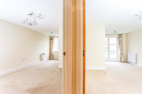 1 bedroom apartment for sale - St Clements Court, South Street, Atherstone, Warwickshire, CV9 1GD