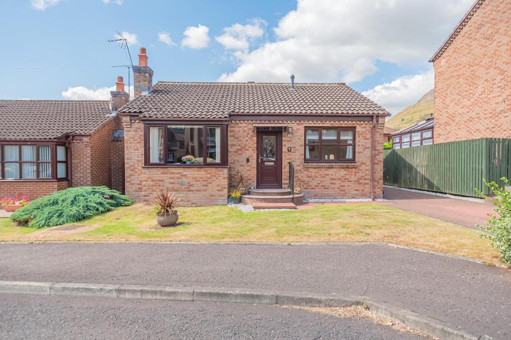 Bevan Drive, Alva 2 bed bungalow £164,995