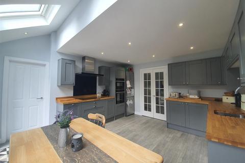 11 Keytes Way, Great Blakenham, Ipswich, IP6 0NE