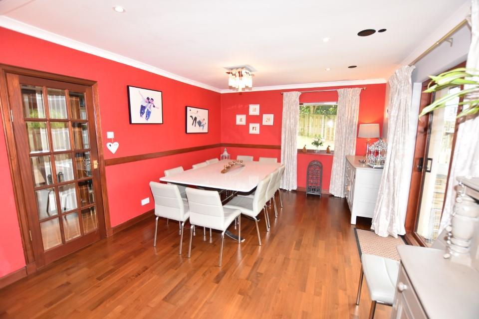 Dining Room (Custom).JPG