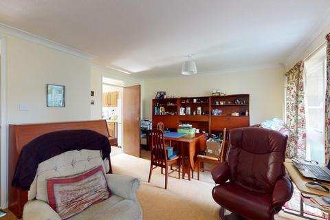 3 Otham Close, Canterbury, CT2 7QX