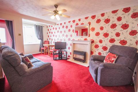 83 Beardsley Drive, Chelmsford, CM1 6GJ