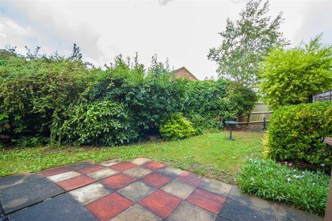 83 Beardsley Drive, Chelmsford, CM1 6GJ