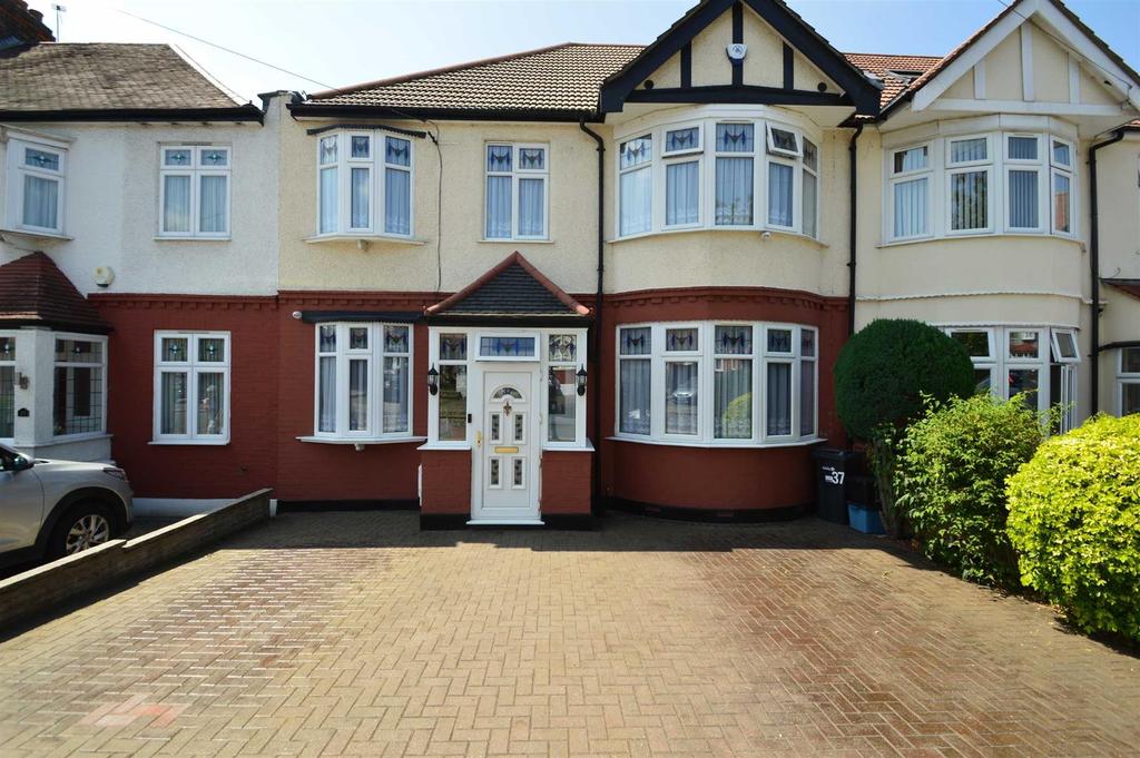 Rosemary Drive, Redbridge 4 bed house for sale £800,000