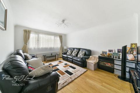6 Morpeth Grove, London, E9 7LE