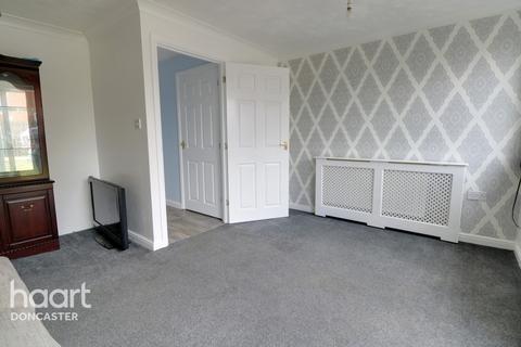 3 Stony Close, Stainforth, Doncaster, DN7 5BF