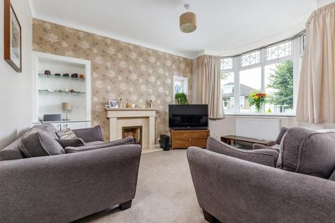 53 Atholl Drive, Giffnock, Glasgow, G46 6QW