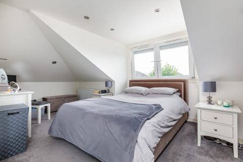53 Atholl Drive, Giffnock, Glasgow, G46 6QW