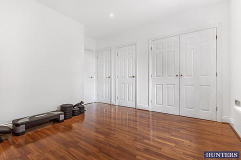 27 Abbeycroft Close, Astley, Manchester, M29 7TJ